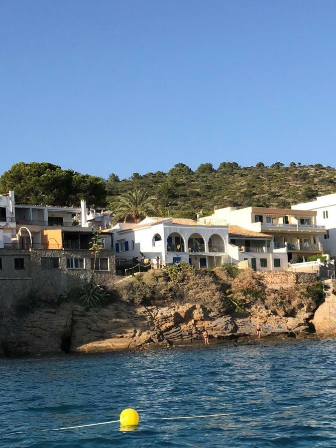 Hebergement Front De Mer Apartman Sant Elm Kültér fotó