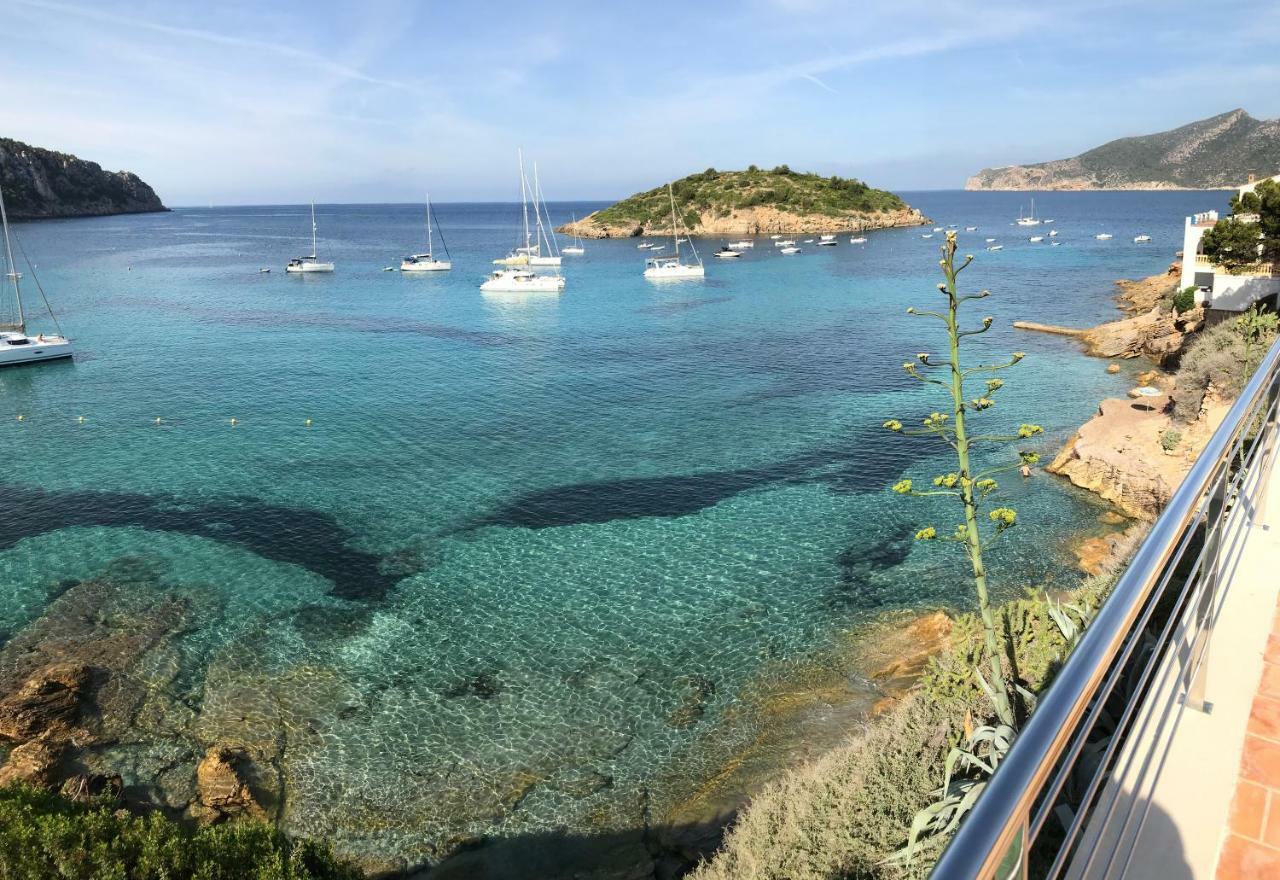 Hebergement Front De Mer Apartman Sant Elm Kültér fotó